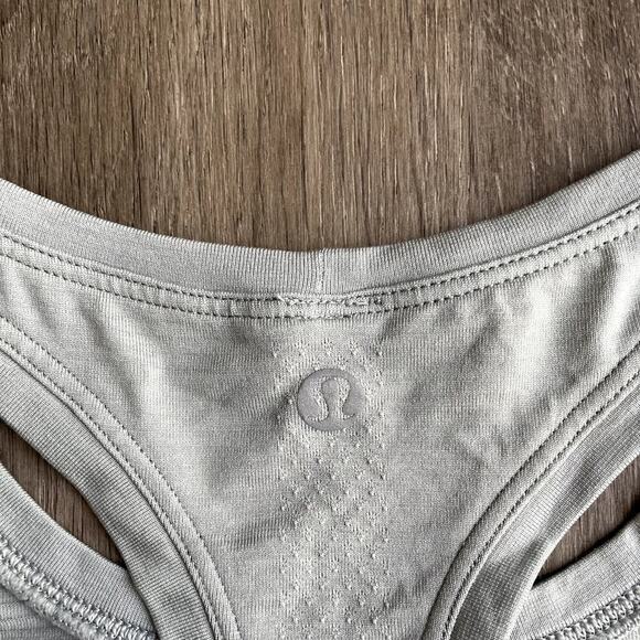 Lululemon Women's Rushed Tank Women's 10​​ - Picture 3 of 6